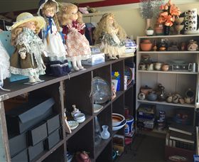 Corryong Op Shop - eAccommodation 2