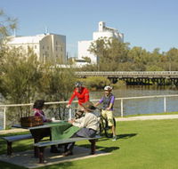 Avon River - eAccommodation