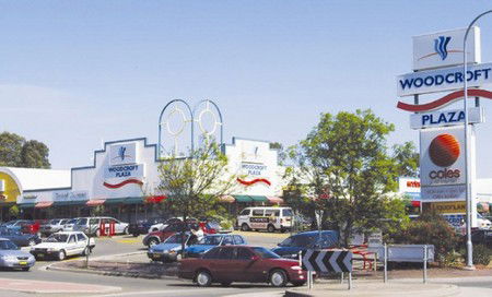 Centro Woodcroft - eAccommodation 1