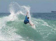 ISurf Newcastle Surf School - eAccommodation 1