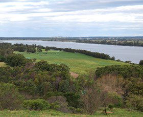 South Coast Scenic Tours - eAccommodation 1