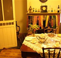 Roughley House and The Pines - eAccommodation