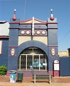 Radio Picture Theatre - eAccommodation 0