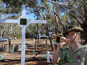 Macclesfield ANZAC Memorial Gardens - eAccommodation 2