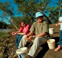 Charleville - Bakers Bend Warrego River Fishing Spot - eAccommodation
