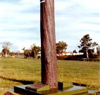 The Flood Memorial or The Stump - eAccommodation