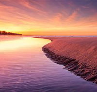Saunders Beach - eAccommodation