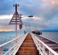 Picnic Bay - eAccommodation