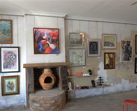 Splatter Gallery And Art Studio - eAccommodation 2