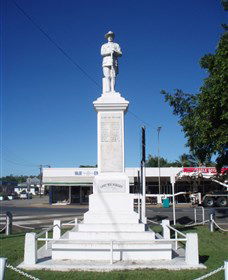 Sarina War Memorial - eAccommodation 2
