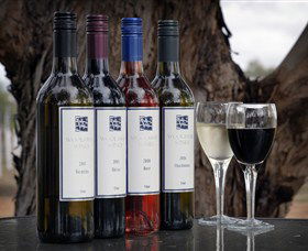 Woolaway Wines - eAccommodation 1