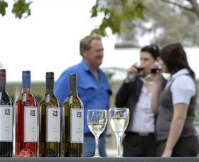 Woolaway Wines - eAccommodation 2