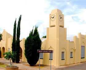 Moree Heritage And Art Deco Guided Walk - eAccommodation 1