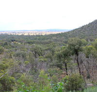 Ben Hall's Cave walking track - eAccommodation