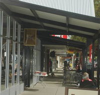 The Coffee Store  Rambling Rose - eAccommodation