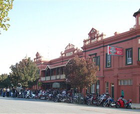 Culcairn Hotel - eAccommodation 2