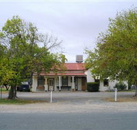 Round Hill Hotel - eAccommodation