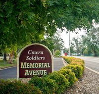 Memorial Avenue in Cowra - eAccommodation
