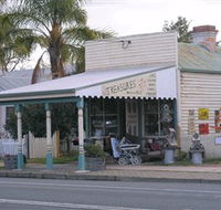 Lady Gails Bookshop and Curios - eAccommodation