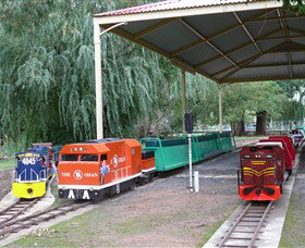 Holbrook Miniature Railway - eAccommodation 1