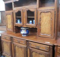 Pegasus Antiques - eAccommodation