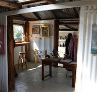 Tin Shed Gallery - eAccommodation
