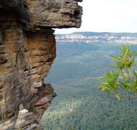 Three Sisters - Honeymoon Bridge - eAccommodation