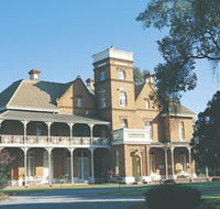 Woodbridge 1885 - eAccommodation