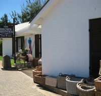 The Brown Shutter - eAccommodation