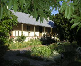 Raglan Gallery And Cultural Centre - eAccommodation 1