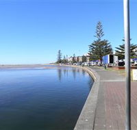 The Entrance Coast to Lake Walk - eAccommodation
