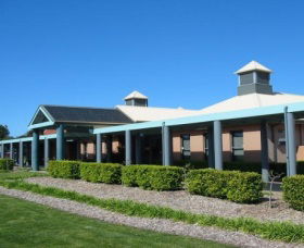 Port Kembla Golf Club - eAccommodation 0