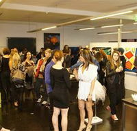 Bondi Art Lounge - eAccommodation