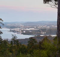 Holmes lookout - eAccommodation