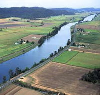 The Clarence River - eAccommodation