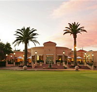 Links Hope Island Golf Club - eAccommodation