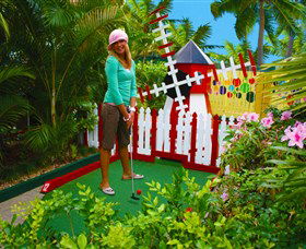 Putt Putt Mermaid Beach - eAccommodation 1