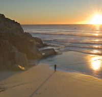 Little Bay Beach - eAccommodation