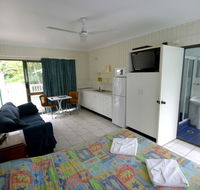 Tropical Palms Inn - eAccommodation