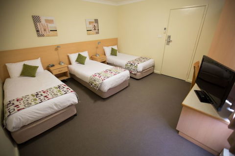 Ibis Styles Orange - eAccommodation 3