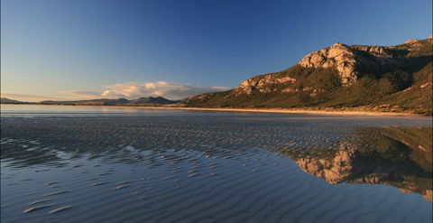 Trek Tasmania - eAccommodation 0
