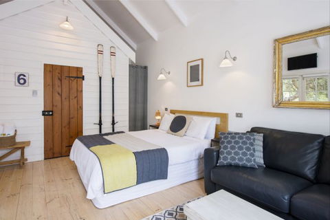 Beach Huts Middleton - eAccommodation 11