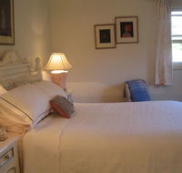 Trafalgar Bed and Breakfast and Annie's cottage - eAccommodation