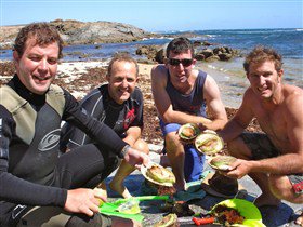 Goin' Off Safaris - eAccommodation 14