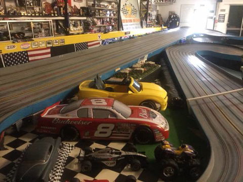 Slick 7 Raceway - eAccommodation 3