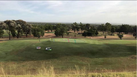 Moranbah Golf Club Inc. - eAccommodation 2