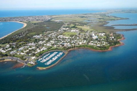 Phillip Island Tour Including Phillip Island Penguin Parade - eAccommodation 0