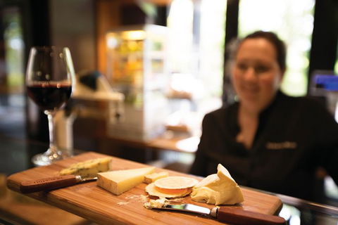 Small Group 6 Guests: Ultimate Yarra Valley Food And Wine - Mercedes Van - eAccommodation 9
