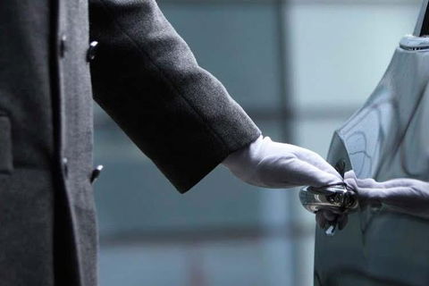Adelaide Airport Private Chauffeured Transfer - eAccommodation 1