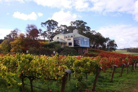 Adelaide Hills Day Tour. Winery Cellar Doors - eAccommodation 1